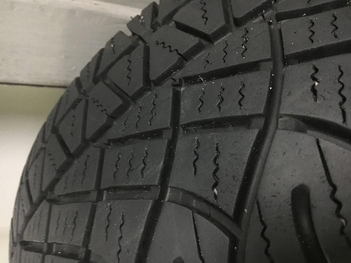 Продам 4 шины 225/65/17 R17 MICHELIN LATITUDE CROSS X  Хорол