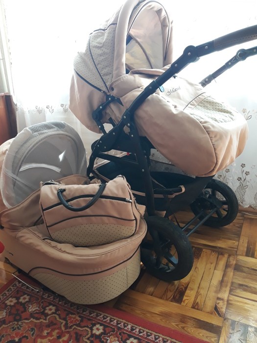 Продам коляску и кроватку Дніпро́