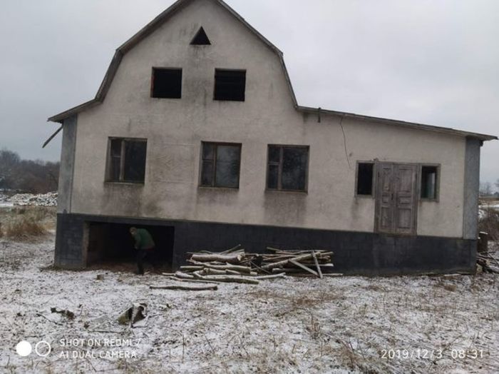 Недобудований будинок Київ