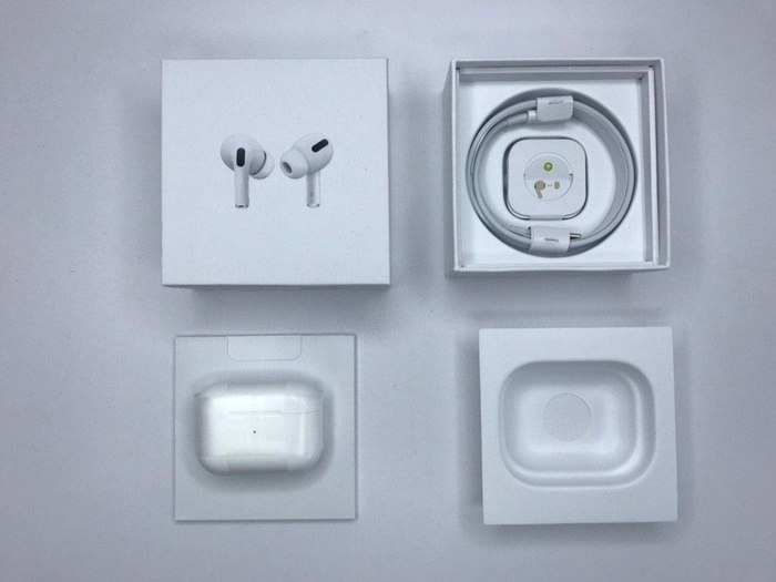 AirPods 2_2600грн.AirPods PRO_3390грн Киев