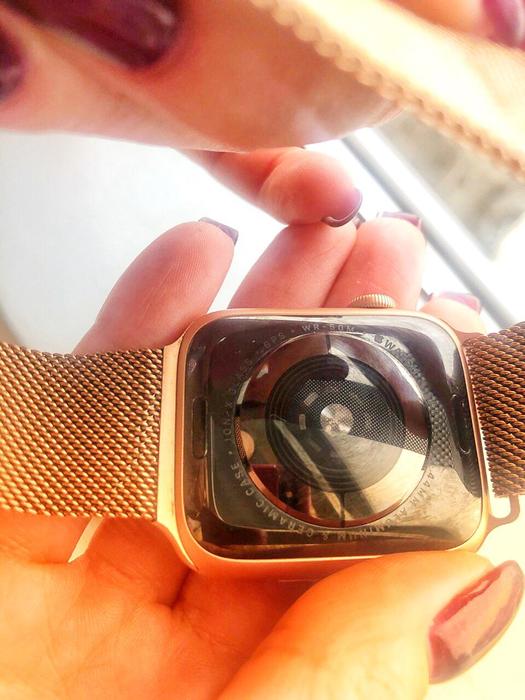 Продаю Apple Watch 4 44 mm Gold sport Киев