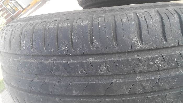 Продам летнюю резину Мишелин 195/65R15 - 4 шт. Киев