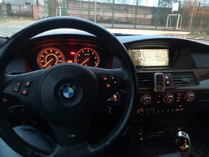 Bmw 528xi Київ