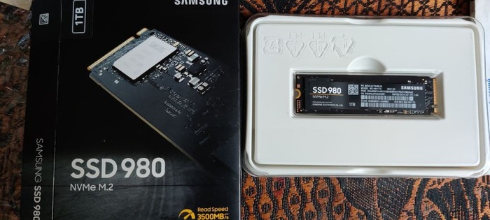 SSD накопичувач Samsung 980 1 TB NVMe M.2 (MZ-V8V1T0BW) Вороновиця