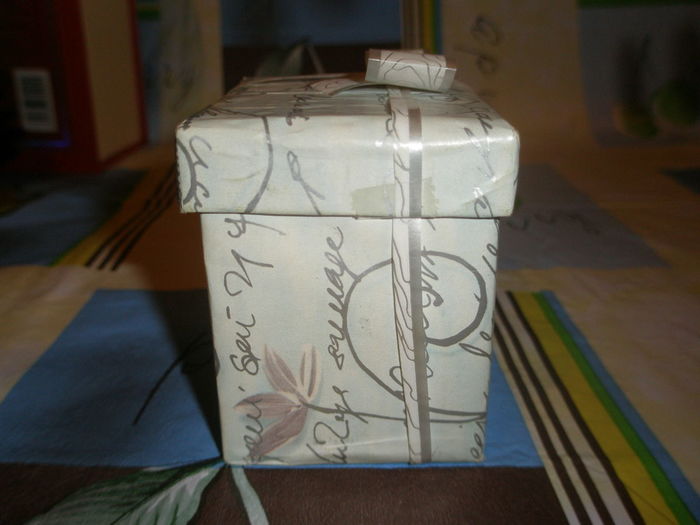 Новая,красивая коробочка+бантик д/романтик подарка ювелирных украшений и часов. Киев