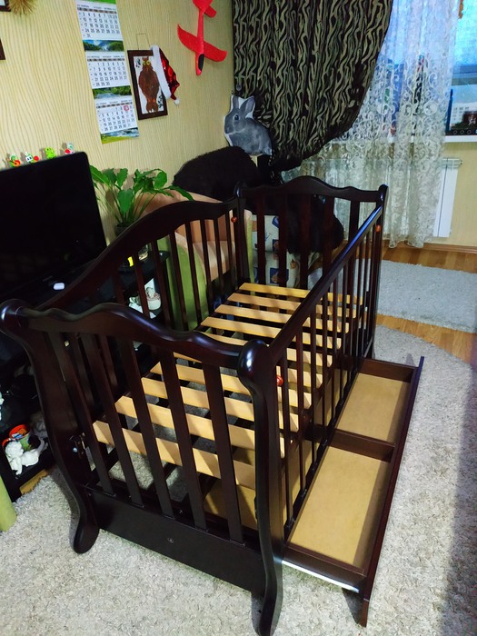 Продам дитячу кроватку дерев’яну Киев