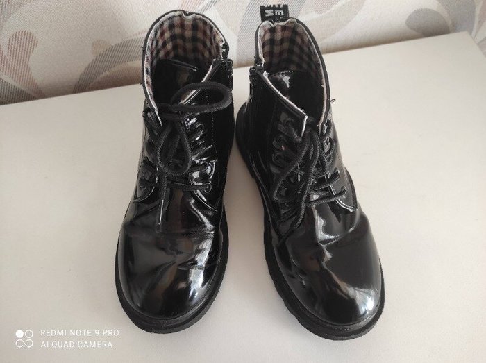 Лаковые демисезонные ботинки девочке, размер 35, стелька 21 см. Борисполь