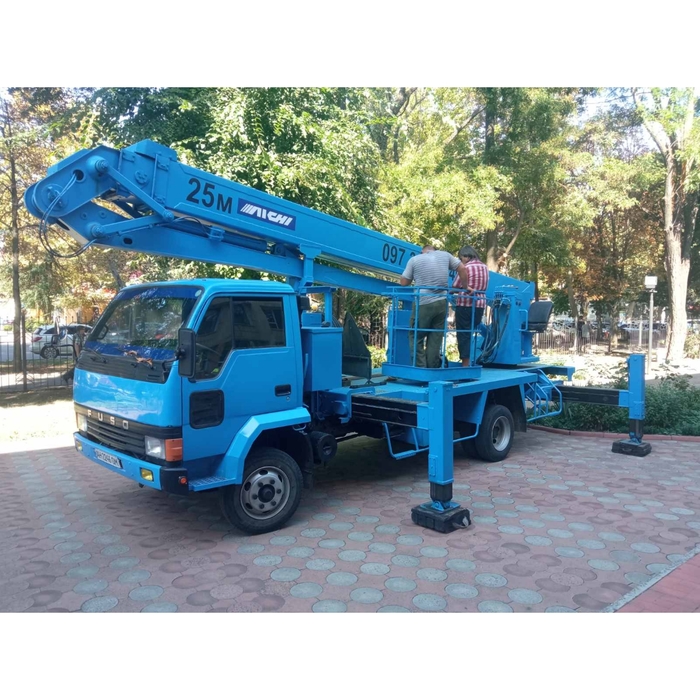 Аренда услуги заказать автовышка 25 метров Одесса